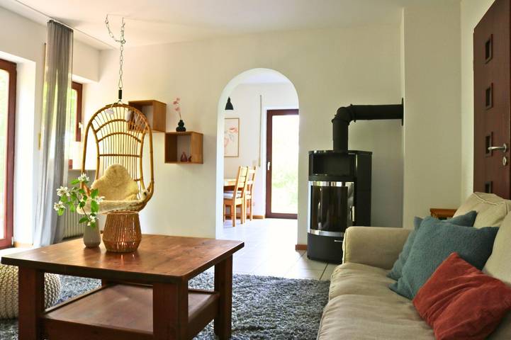Ganze Ferienwohnung, Ruhige Ferienwohnung mit Terrasse und Garten in Sankt Wendel, Saar-Nahe-Bergland