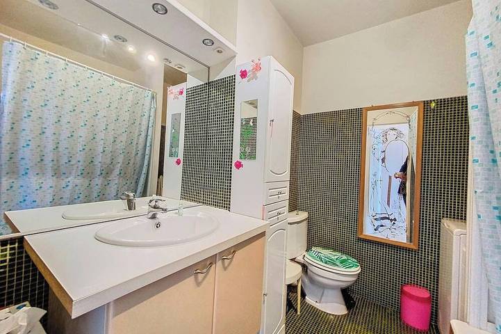 Gîte pour 2 personnes, avec balcon dans Office De Tourisme De Golf Juan - 3