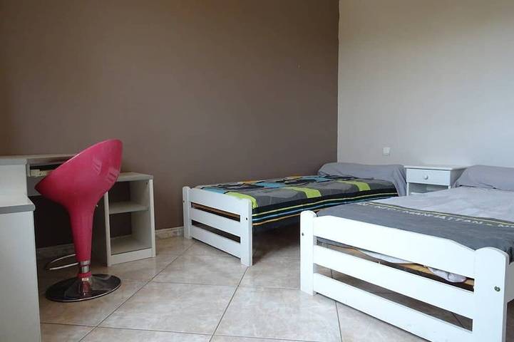 Location de vacances pour 6 personnes, avec jardin à Pia - 2