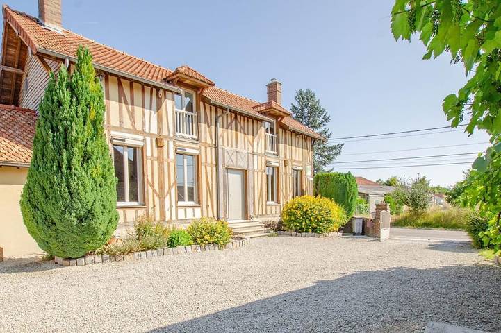 Location de vacances pour 5 personnes, avec Jardin à Laines-aux-Bois