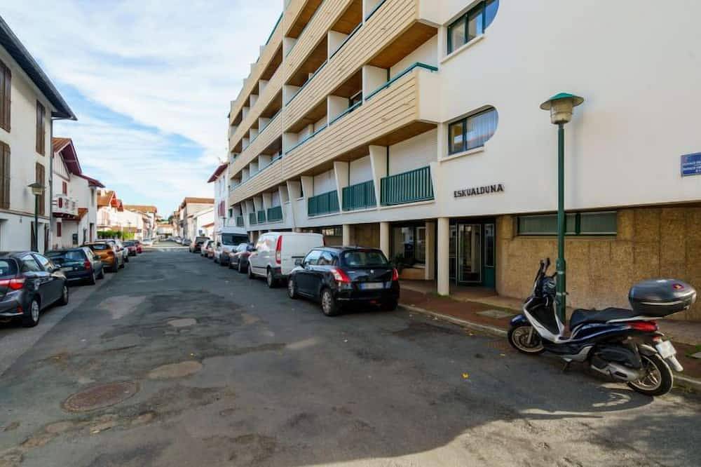 Apartamento entero, Eskualduna by Interhome in San Juan de Luz, Region de Bayona