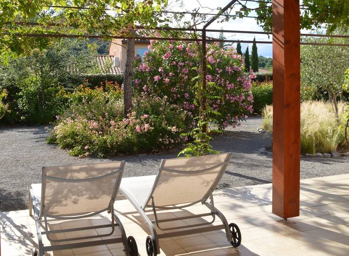 Gîte pour 6 personnes, avec piscine, adapté aux familles à Vallon-Pont-d'Arc - 2