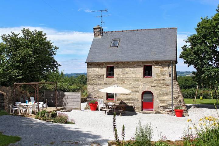 Gîte pour 5 personnes, avec Terrasse ainsi que Jardin et Vue à Saint-Martin-des-Prés
