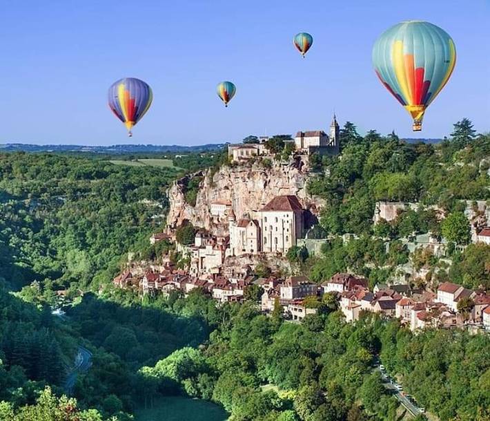 Location de vacances pour 3 personnes, avec terrasse ainsi que piscine et jardin à Prudhomat - 4