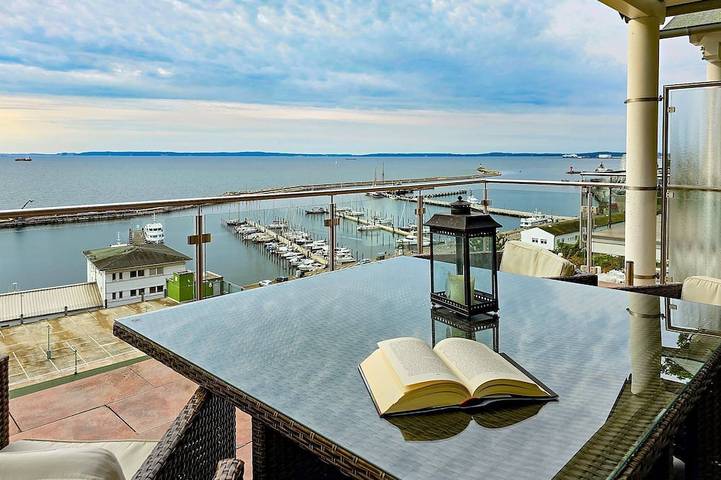 Villa für 4 Personen, mit Sauna und Balkon