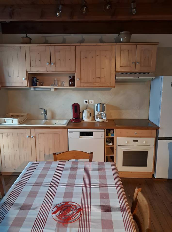 Location de vacances pour 6 personnes, avec jardin, adapté aux familles à Champs-sur-Tarentaine-Marchal - 4