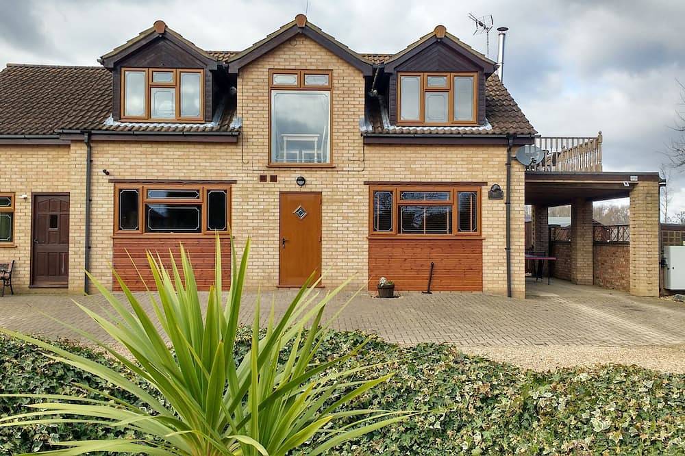 Ganze Wohnung, Boardmans Lodge. 1 Schlafzimmer Wohnung im Erdgeschoss in Whittlesey Town, Cambridgeshire
