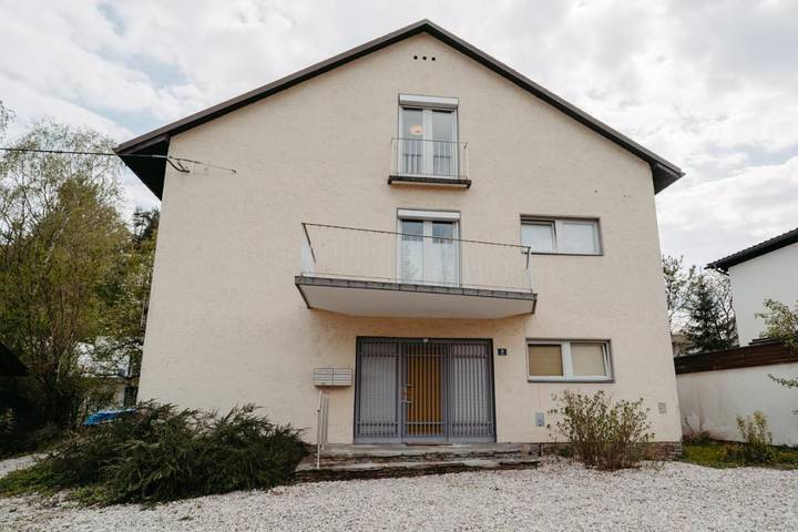 Ferienwohnung für 4 Personen, mit Garten und Ausblick in Krumpendorf am Wörthersee - 2