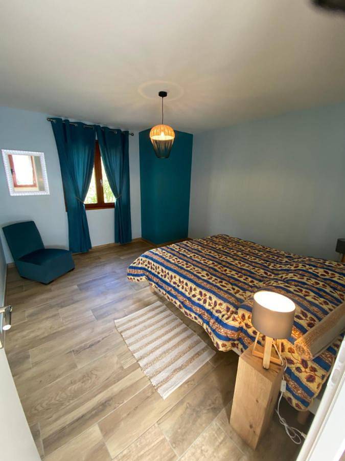 Three-Bedroom Holiday Home in Saint-Antonin-Noble-Val, Quercy