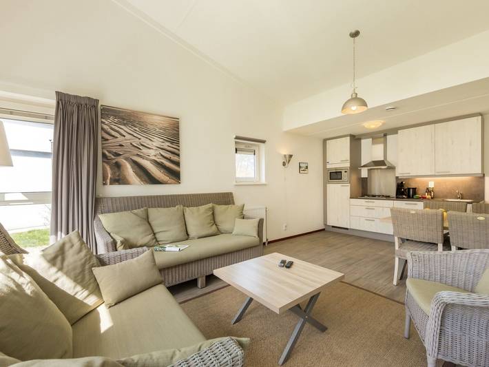 Ferienhaus für 6 Personen, mit Terrasse und Garten sowie Pool, kinderfreundlich in De Koog - 2