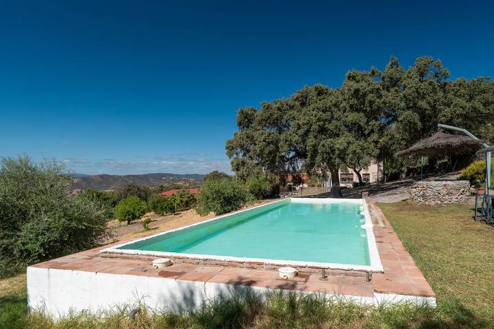 Villa for 16 people, with garden - 1