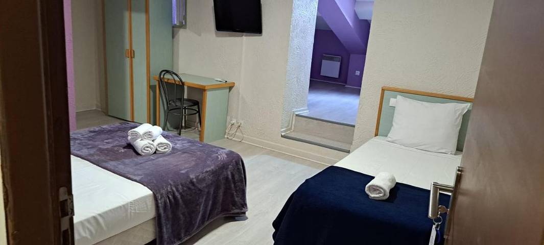 Hôtel pour 2 personnes, avec vue, animaux acceptés à Le Pouzin - 3