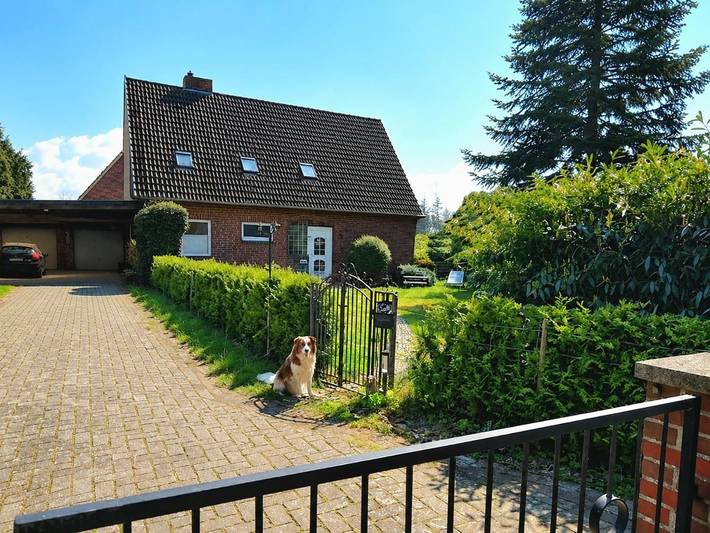 Ferienwohnung für 6 Personen, mit Garten und Ausblick in Wardenburg