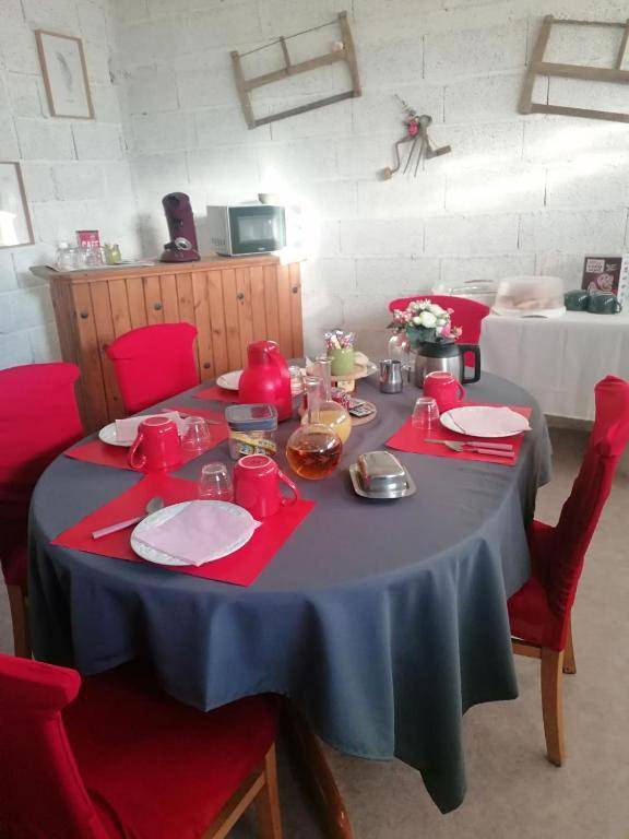 Chambre d’hôte pour 2 personnes, avec terrasse dans Essarts-en-Bocage - 4