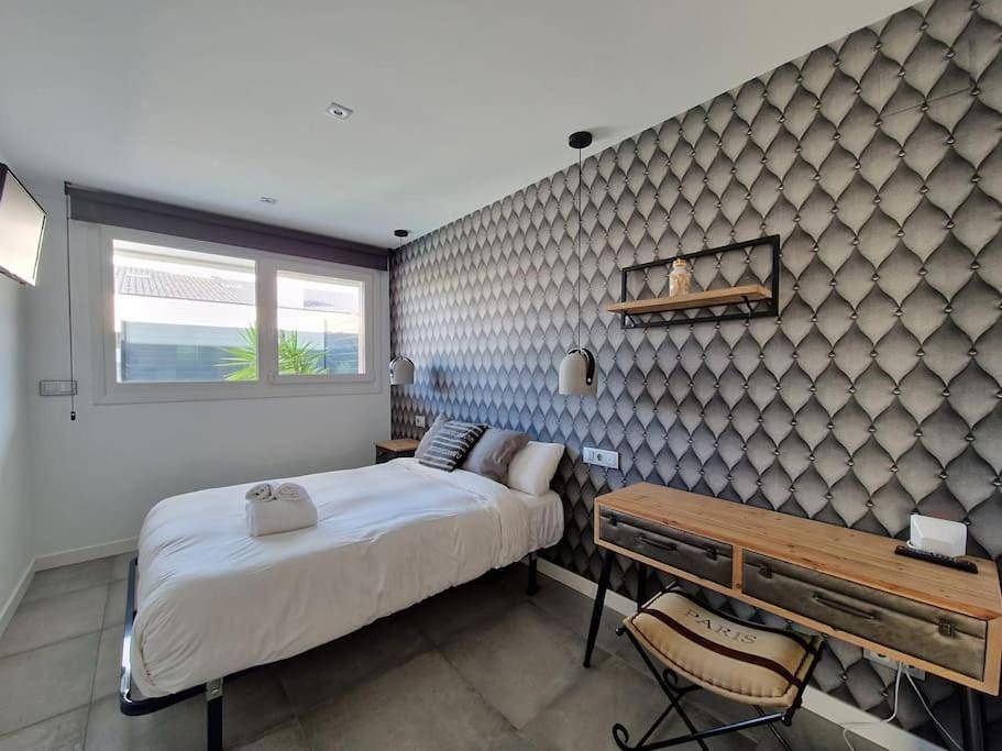 Three-Bedroom House in Sopelana, Baskische Küste (Spanien)