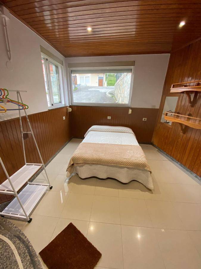 Gîte pour 6 personnes, avec terrasse, animaux acceptés à Viveiro - 2