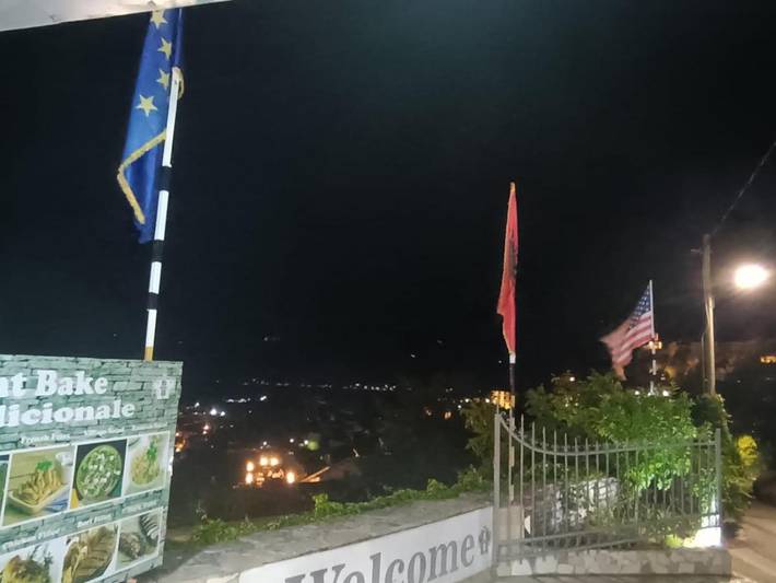 Chambre d’hôte pour 3 personnes, avec jardin et terrasse dans Gjirokastër - 3