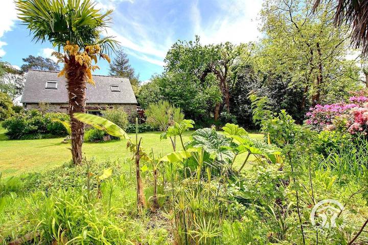 Gîte pour 2 personnes, avec terrasse et jardin à Saint-Quay-Perros - 2