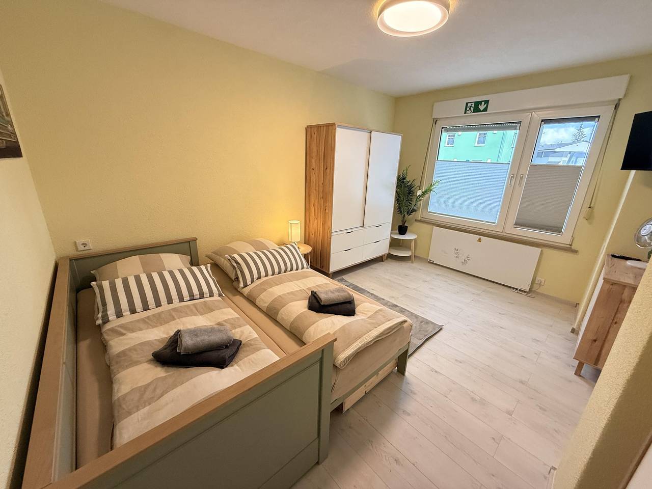Ganze Ferienwohnung, Ferienwohnung Alte Tankstelle in Naumburg, Saale-Unstrut