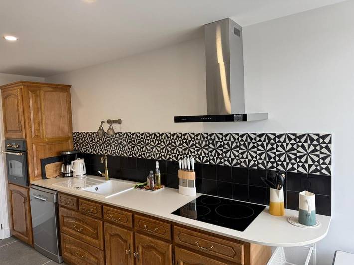 Location de vacances pour 9 personnes, avec vue et jardin, animaux acceptés à Pleaux - 3