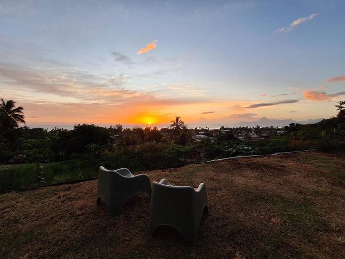 Chalet pour 3 personnes, avec vue ainsi que jardin et terrasse