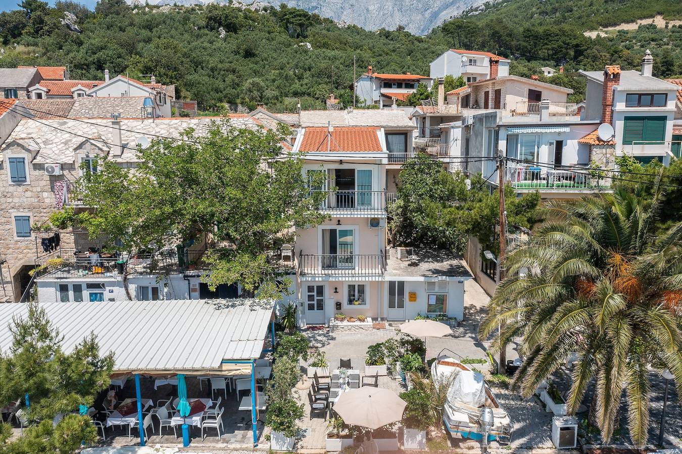 Maison de trois chambres prés de la plage Bratus, Makarska K-25055 in Promajna, Makarska riviera
