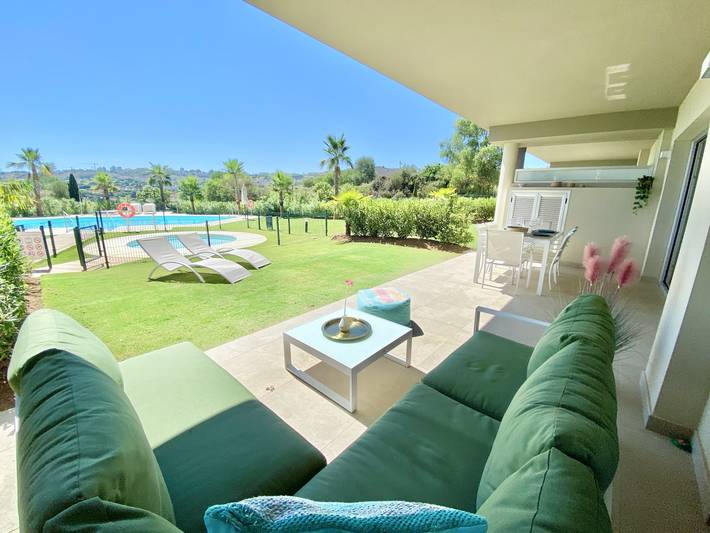 Location de vacances pour 4 personnes, avec Terrasse ainsi que Jardin et Piscine dans La Cala Golf