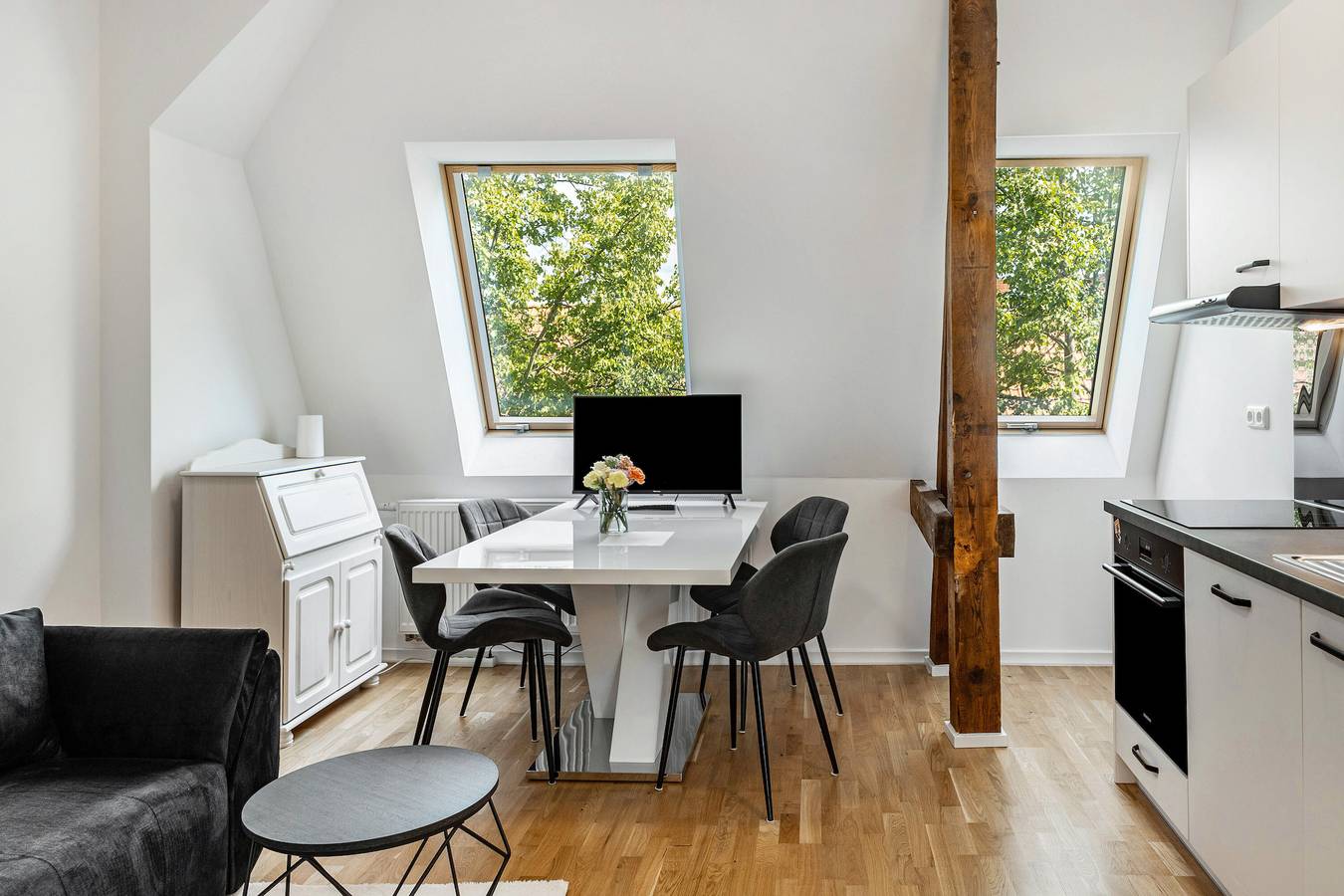 Ganze Wohnung, Apartment 'Modernes Loft An Der Elbe' mit Balkon, Wlan und Klimaanlage in Wittenberge, Prignitz