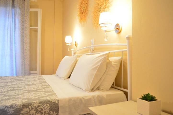 Appart’hôtel pour 2 personnes, avec Balcon ainsi que Terrasse et Jardin