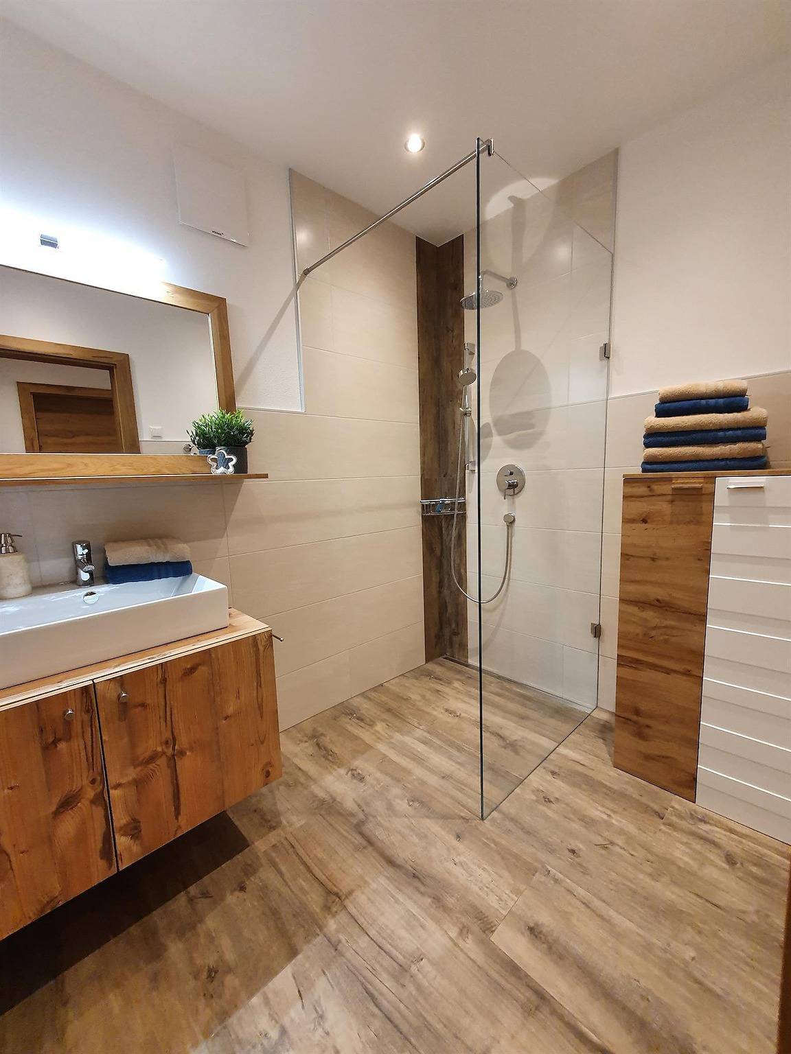 Ganze Ferienwohnung, Appartement/Fewo, Toilette und Bad/Dusche getrennt in Pfaffenschwendt, Fieberbrunn