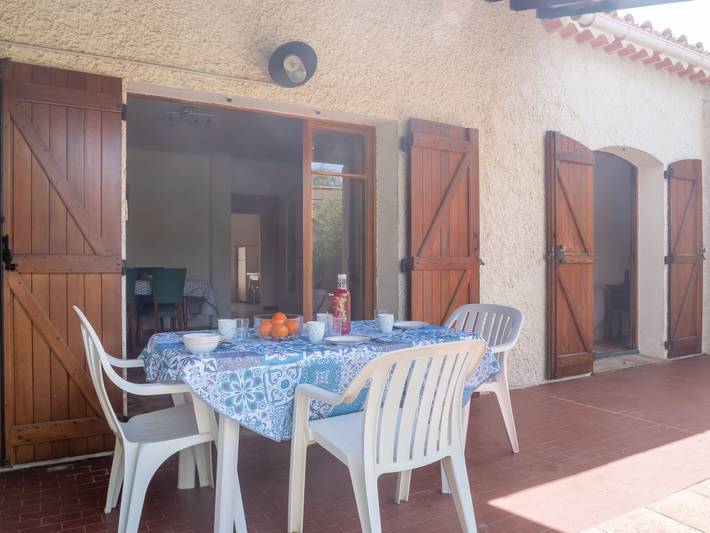 Location de vacances pour 4 personnes, avec terrasse et jardin dans Les Lecques - 2