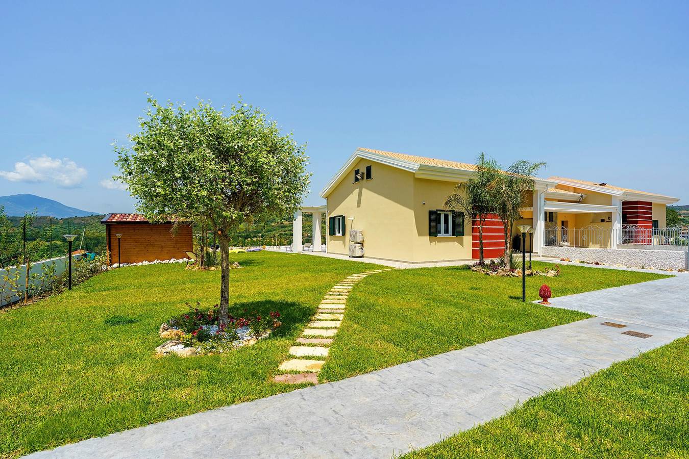 Villa 'A Casa Di Leo' con Vista Mare, Wi-Fi e Aria Condizionata in Ascea, Cilento Coast