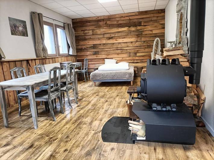 Gîte pour 4 personnes, avec terrasse et vue, animaux acceptés à Saint-Front - 4