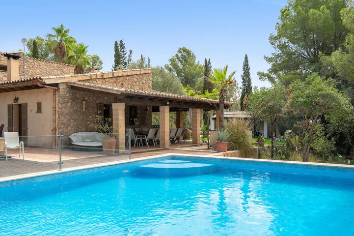 Ferienhaus für 10 Personen, mit Balkon und Garten in Artà