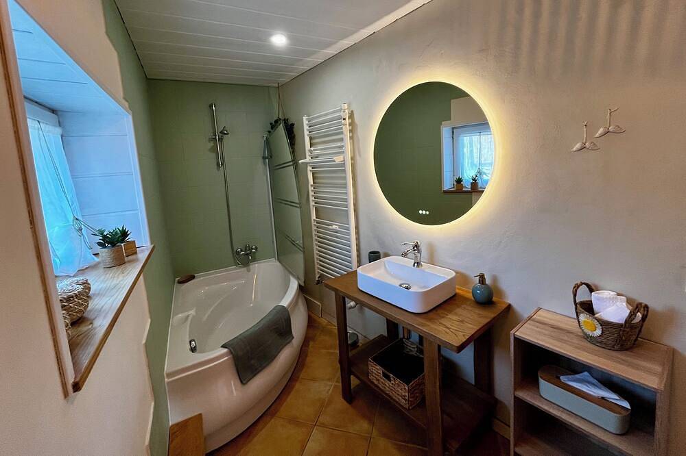 Appartement entier, Logement de charme dans un écrin de verdure in Husseren-Wesserling, Parc naturel régional des Ballons des Vosges