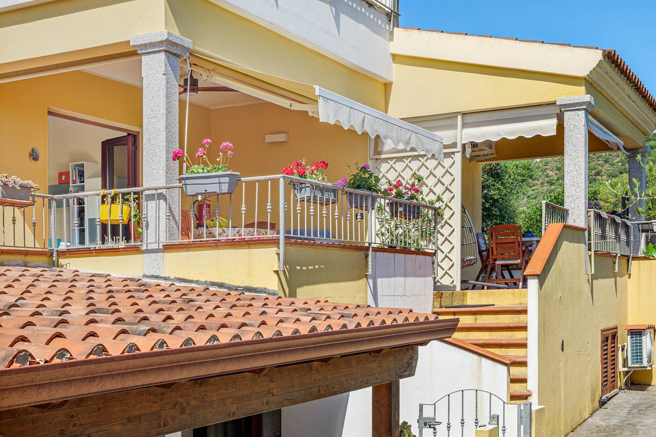 Apartamento entero, Apartamento 'Agata Verde' con vistas a las colinas y al jardín in Porto Ottiolu, Budoni