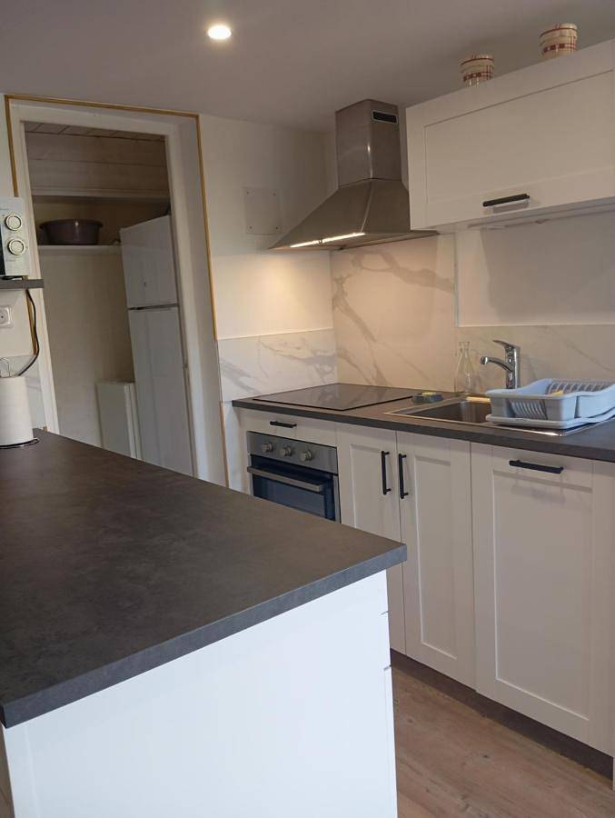 Location de vacances pour 6 personnes, avec terrasse à Ceyssat - 2