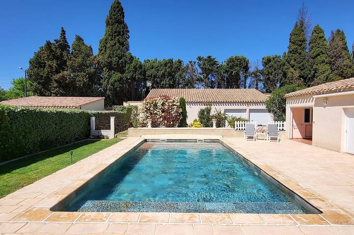 Location de vacances pour 2 personnes, avec Terrasse et Jardin à Corneilla-la-Rivière
