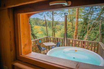 Gîte pour 2 personnes, avec balcon et jacuzzi dans le Doubs
