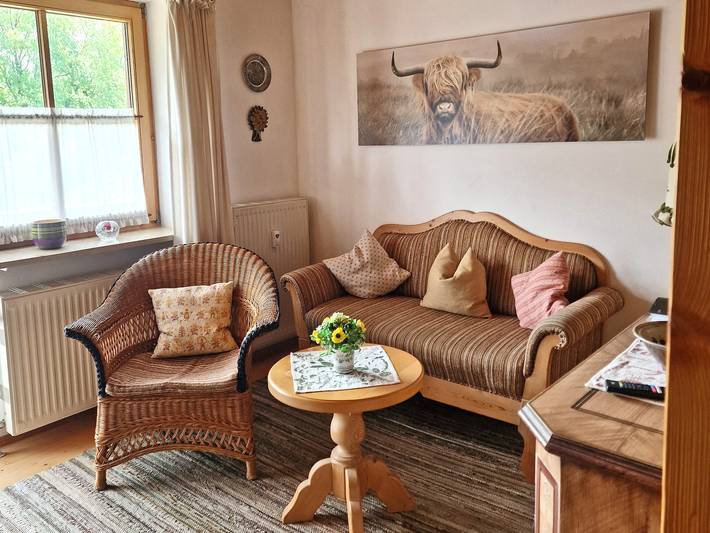 Ganze Ferienwohnung, Ferienwohnung Sonnenschein - Ferienwohnung Sonnenschein 32 qm, Wohn- und Schlafraum, Süd-West-Balkon in Sachrang, Aschau im Chiemgau