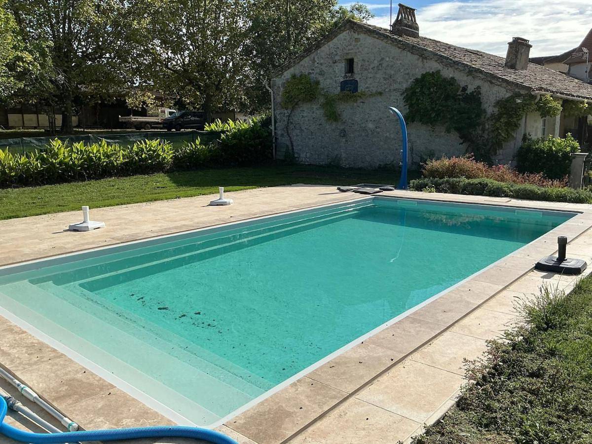 Four-Bedroom House in Boisse, Périgord Pourpre