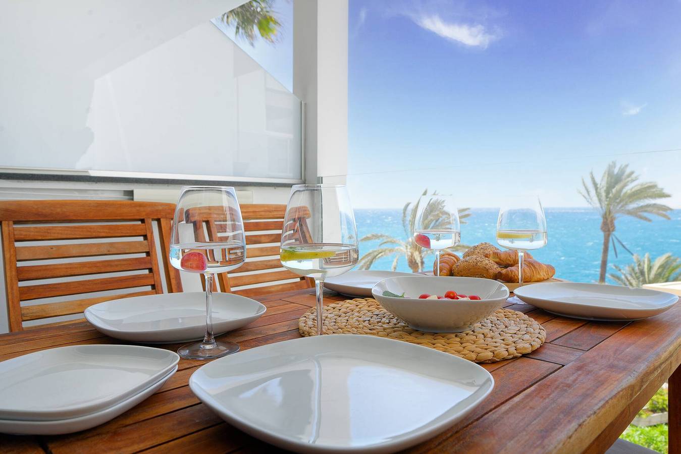 Geheel appartement, 3.2 Deva Beach - Oceanview luxury 2 bedroom Apartm in San Agustin, San Bartolomé de Tirajana