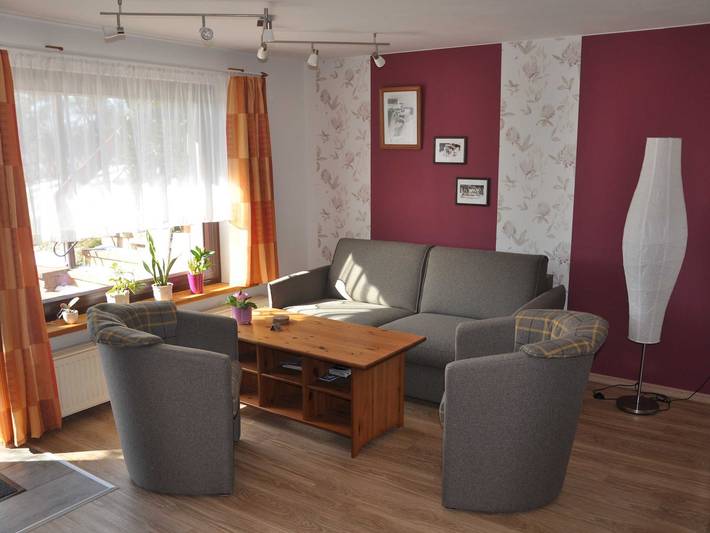 Ferienwohnung für 2 Personen, mit Terrasse und Garten am Selliner See