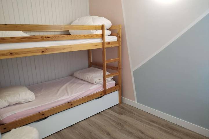 Gîte pour 7 personnes dans Cinéma L'Aiguille - 4