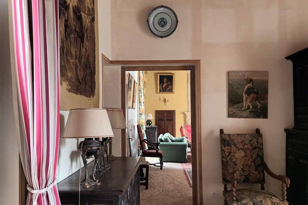 Château de La Boëtie à Sarlat : chambre d'hôte in Sarlat-la-Canéda, Périgord Noir