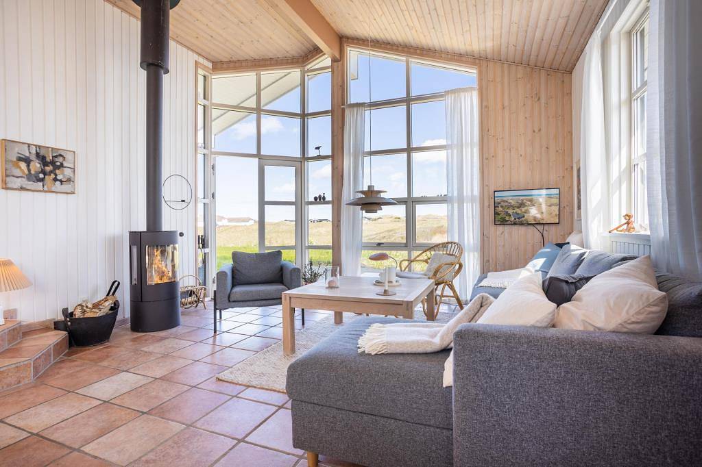 Holiday home with stunning location in hilly terrain in Hirtshals, Tannisbucht