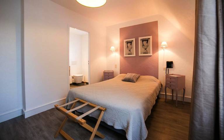 Hôtel pour 2 personnes, avec terrasse et jardin, animaux acceptés