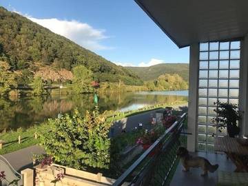 Gîte pour 7 personnes, avec balcon ainsi que jardin et vue à Haybes