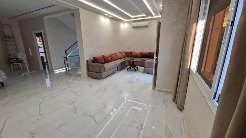 Villa pour 19 personnes, avec terrasse