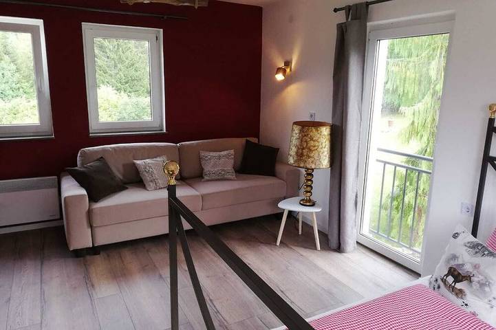 Ferienwohnung für 6 Personen, mit Terrasse und Garten in Tröstau